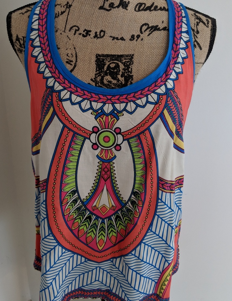 Tank top multi color sleeveless size medium